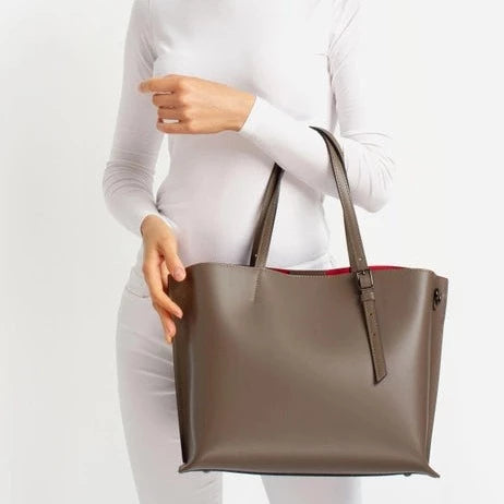 Large shopping bag in genuine leather "Venice", Taupe