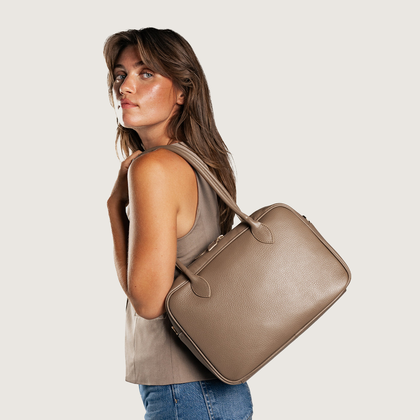 Computer bag Cori in leather, taupe