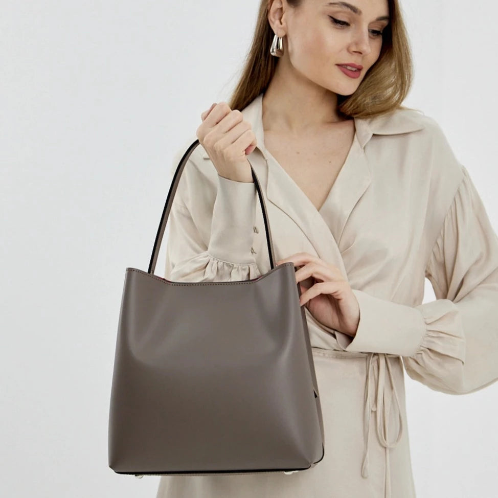 Leather bag "Brecia", Taupe