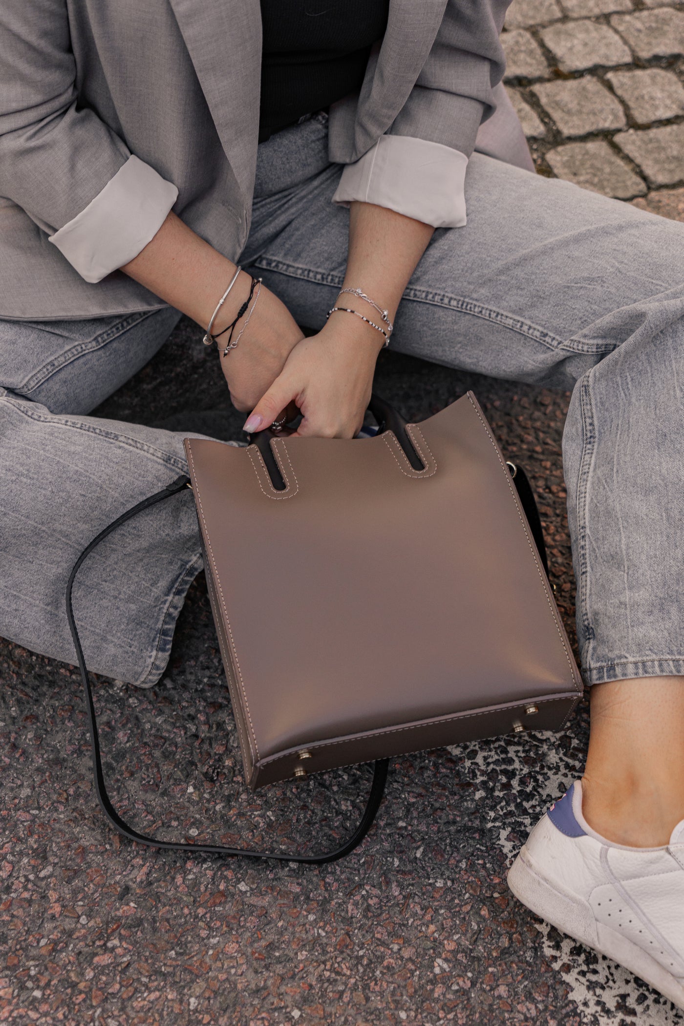 Tote-väska "Bologna Midi" Taupe/Svart