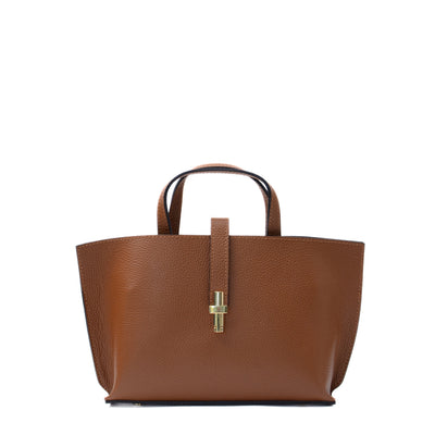 Bag in leather “aversa” camel