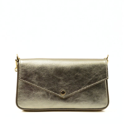 Envelope bag with shoulder strap in genuine leather