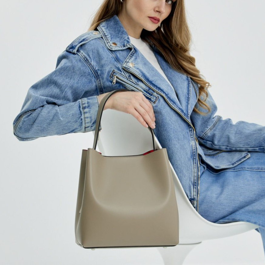Leather bag "Brecia", Warm grey