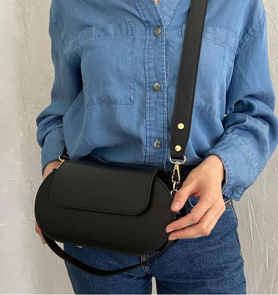 Shoulder bag in saffiano leather "Padua", Black