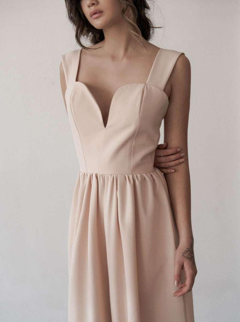 Jumpsuit med vida ben "Wanna it", Beige - Latalia.se