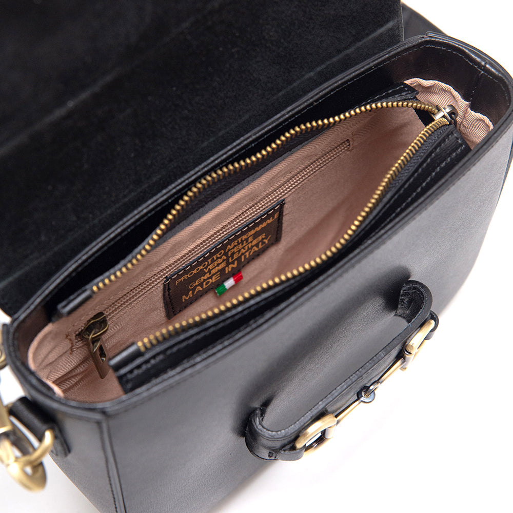 Shoulder strap bag in genuine leather with horsebit "Verona", Black