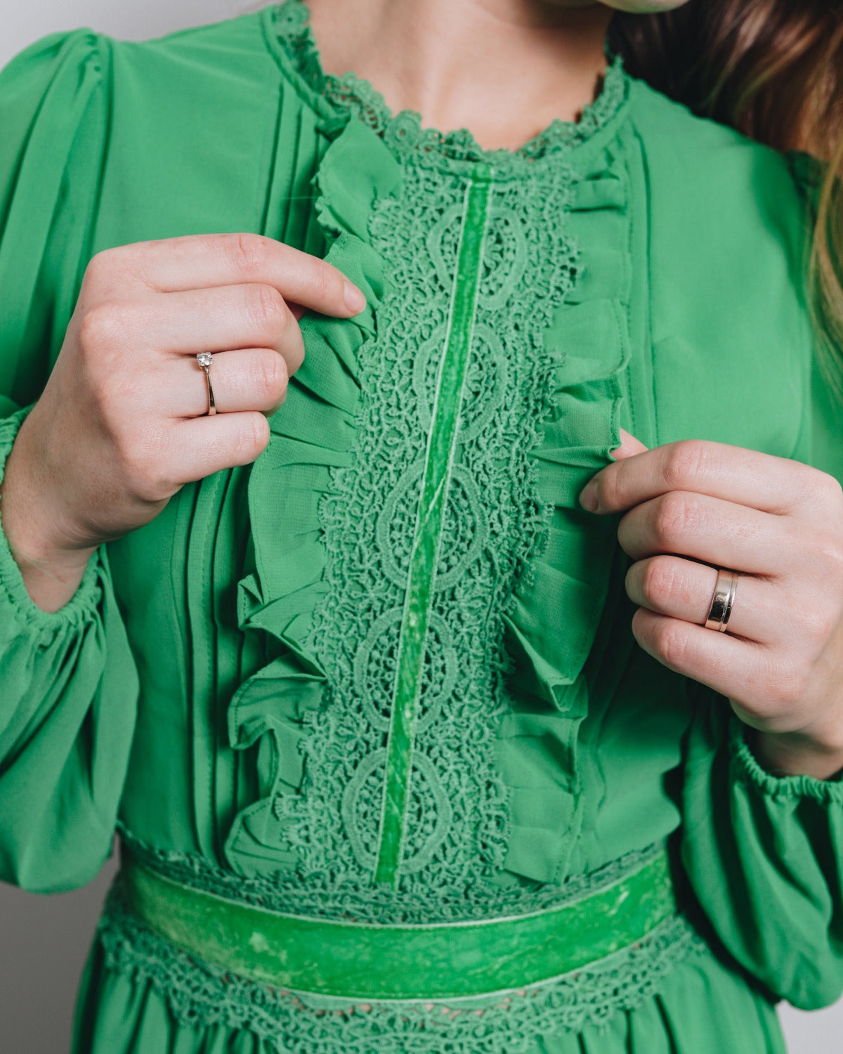 Maxiklänning med spets, Grön - Latalia.se