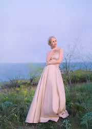 Satin maxiklänning "Sete", Beige - Latalia.se